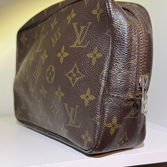 Louis Vuitton Trousse 23 Toiletry Pouch Monogram Vintage - Picture 3 of 13